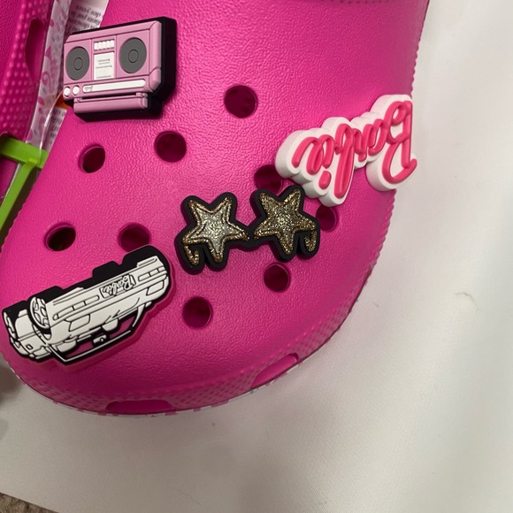 NWT Crocs Women's Limited Edition Barbie Classic Clog - Electric Pink sz 8 - Picture 4 of 8